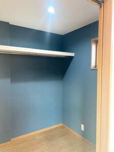 シンプルモダン×ウッドアクセントの家（新築）