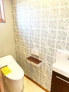 シンプルモダン×ウッドアクセントの家（新築）