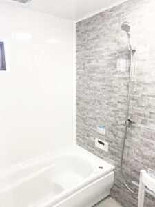 シンプルさと温もりを両立した住居兼店舗の建築事例